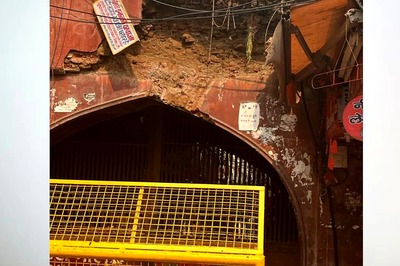Portion of Gateway to Iconic 'Katra Neel' in Delhi's Chandni Chowk Collapses
