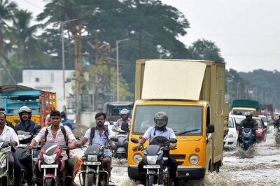 Chennai Rains Fury: Death Toll Reaches 17; NDRF, IAF Begin Rescue Ops | Top Points