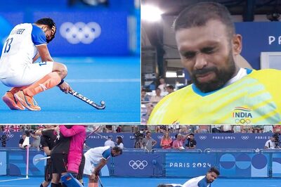 Harmanpreet, Sreejesh Hold Back Tears, Team India Devastated After Losing to Germany in Hockey SF | WATCH