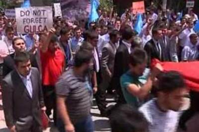 Al-Qaeda vows to hit China over Uighur unrest: report