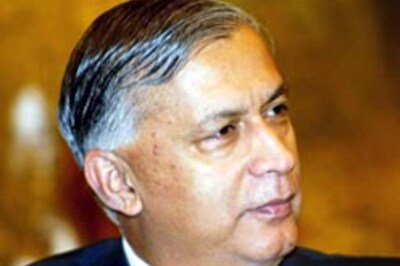 Polls on schedule despite Emergency, says Pak PM