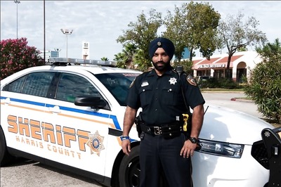US Introduces Bill to Name Houston Post Office After First Sikh-American Cop Who Was Killed on Duty