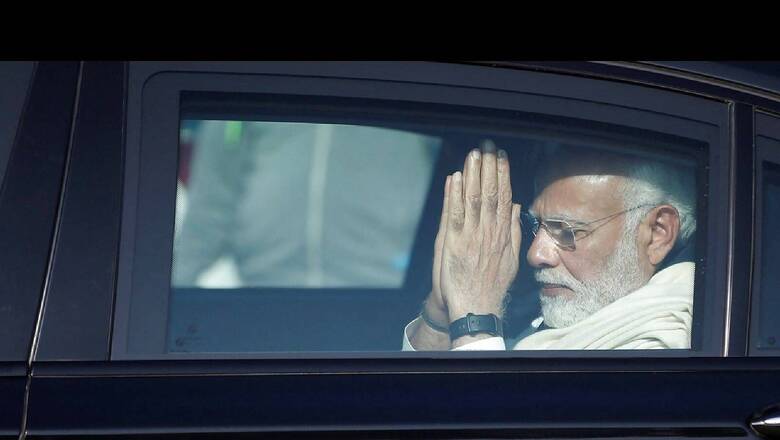 Back to Work Hours After Mother's Last Rites, PM Modi Virtually Flags Off Howrah-NJP Vande Bharat Express