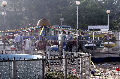 Pakistan detain more than 5,000 after Easter bombing killed 70