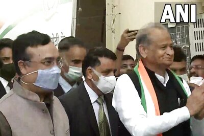 Ahead of Oath Taking Ceremony, Rajasthan Cong Leaders and MLAs Meet at State Party Office