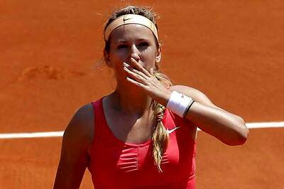 Azarenka continues to cruise at Roland Garros