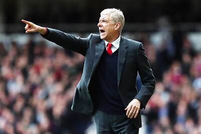 Arsene Wenger Keen to Sign Forward Before New Season