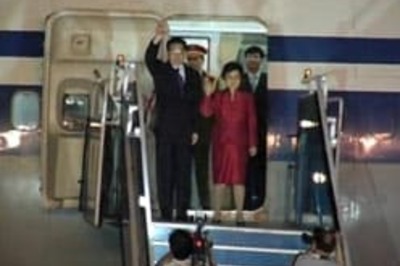 Hu arrives, N-issue on the cards