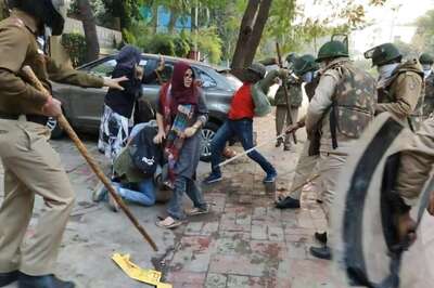 Over 12 Delhi Metro Stations Closed in View of Violent Protests Across Delhi