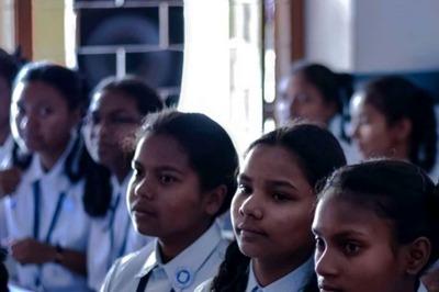 Sri Lanka Cancels School Exams Due to Shortage of Printing Paper Amid Economic Crisis