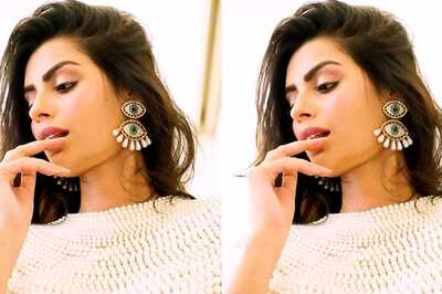 Sexy! Sonali Raut Burns The Internet, Strips Down To A Bralette In Hot Video; Watch