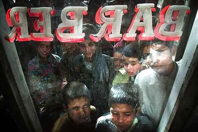 Barbers Ban 'Fashionable' Beards in Pakistan Province Says It Violates Islamic Law