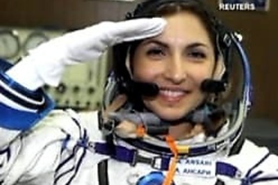 First female space tourist blasts off