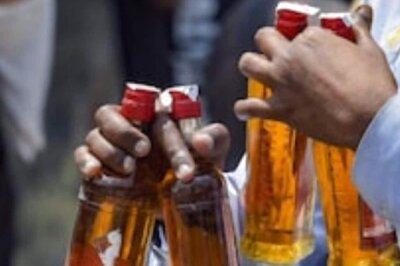 HC Asks Delhi Govt to Reply to Plea for Age Verification at Liquor Shops, Bars