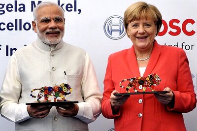 India hopes to roll out goods and services tax in 2016: PM Modi