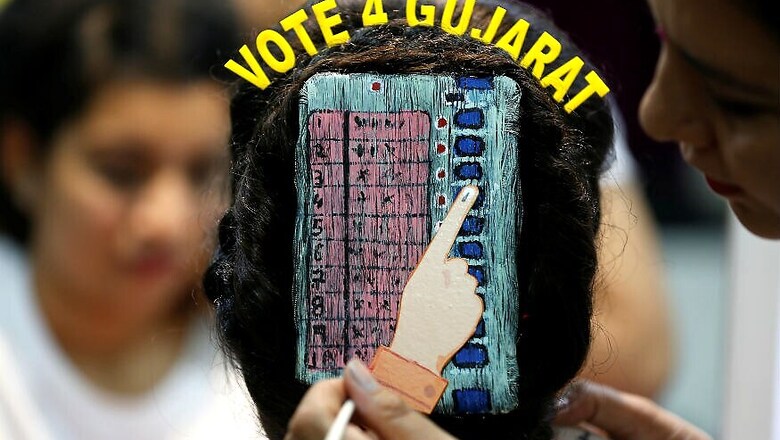 Gujarat Poll Officials 'Forget' EVM in Jeep, Driver Brings it Back