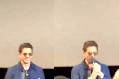 Watch: Shah Rukh Khan Joins Fans To Sing Kuch Kuch Hota Hai