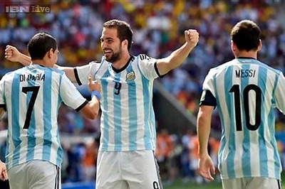 World Cup 2014: Gonzalo Higuain powers Argentina into semifinals
