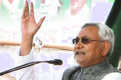 Parties with no representation in Parliament can join Third Front: Nitish Kumar