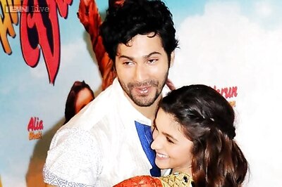 Alia Bhatt and  Varun Dhawan unveil trailer of 'Humpty Sharma Ki Dulhania'