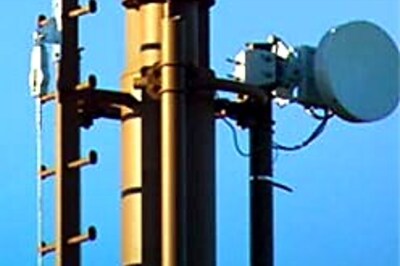 Tata Tele accuses TRAI of favouring GSM operators