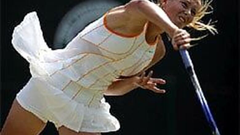 Wimbledon: Agassi, Maria triumph