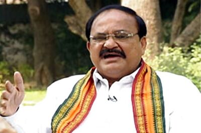 Venkaiah Naidu targets Congress over Rushdie