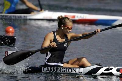 Lisa Carrington wins Olympic gold in K-1 200
