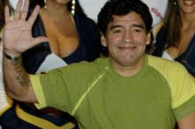 Maradona to remain in hospital
