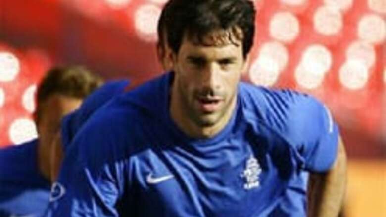 Red Devil Ruud signs for Real