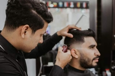 In Thailand, Russian Man Shaves Barber's Head After Bad Haircut
