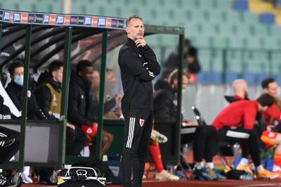 'He's Giving You 10 Times More Than the Other Guy': Ryan Giggs Praises Alejandro Garnacho