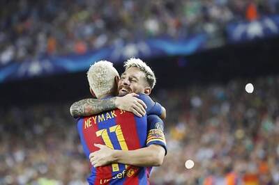 Lionel Messi Wants Neymar to Come Take His Place at Barcelona: Report