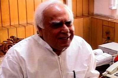 If BJP has courage then it should name me: Sibal on Tejpal case