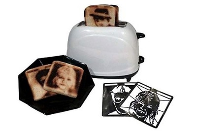 Selfie spoon, selfie brush, selfie toaster, and more: 5 gadgets for unique self-capturing