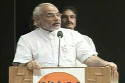 Modi warns Opposition on encounter issue