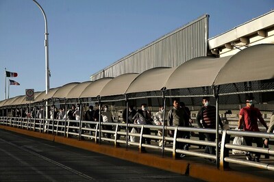 Mexico Returns Central Americans, Empties Migrant Centres