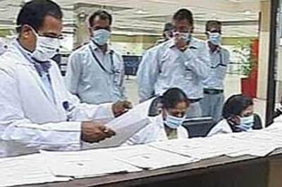 Three Delhi doctors test positive for swine flu