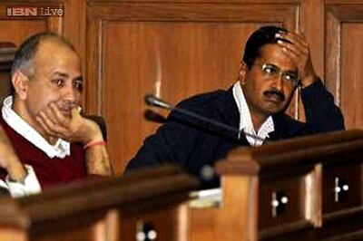 Kejriwal quits with martyr's halo, Delhi government's fate uncertain
