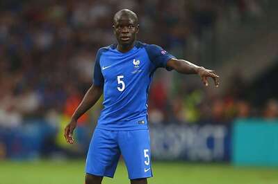 Claudio Ranieri Urges Fans to Give Returning Kante a Warm Welcome