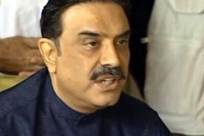 Zardari to demote himself, assume PM's role: report