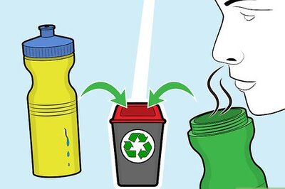 How to Organize Water Bottles