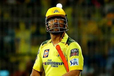 'Knees Are Getting Worn Out': MS Dhoni's Former CSK Teammate Predicts When The Legend Will Retire from IPL