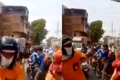 Woman Aggressively Beats Swiggy Executive With Sandals After His Bike Hits Her, Video Goes Viral