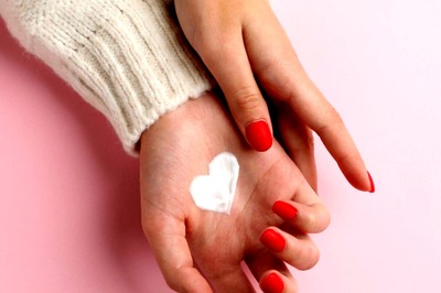 Wondering How To Achieve That Valentine's Glow On Your Face? Here's What You Can Do