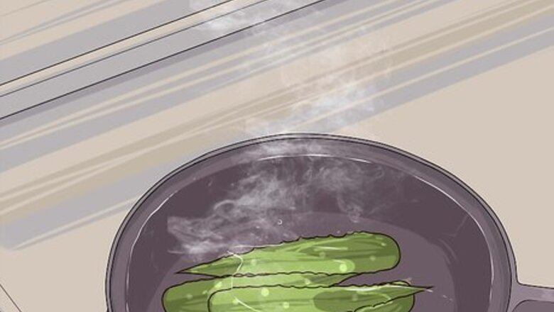 How to Treat Acne Scars with Aloe Vera