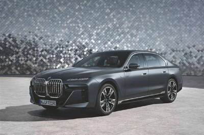 BMW 7 Series 740d M Sport Launched, Price Starts at Rs. 1.81 Crore