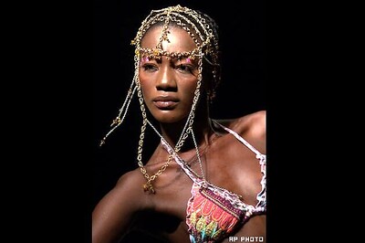 Actor Neetu Chandra carries Queen's Baton