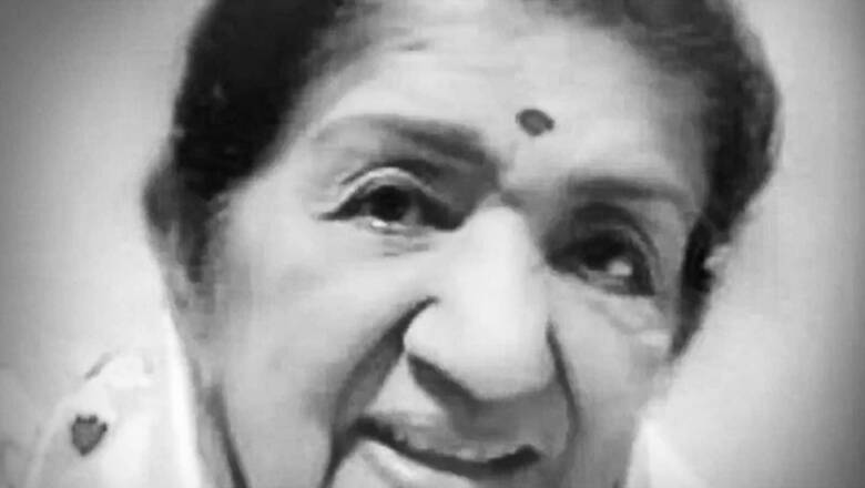 Mumtaz Reveals Details Of Her Call With Asha Bhosle Hours Before Lata Mangeshkar Passed Away
