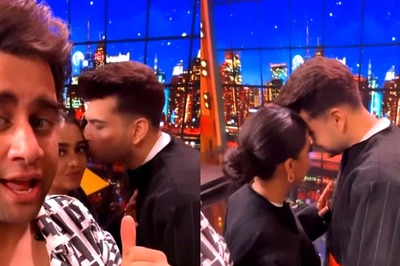 Karan Kundrra Kisses Tejasswi Prakash On Entertainment Ki Raat Sets; PDA Moment Caught On Camera